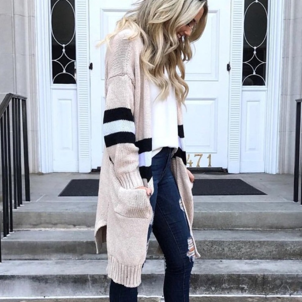 SOLD OUT - Picture 2 of 4